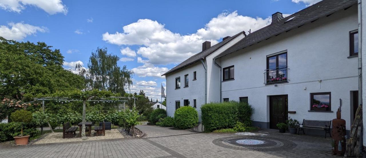 Weingut Harald Ludwig Apartman Osann-Monzel Kültér fotó