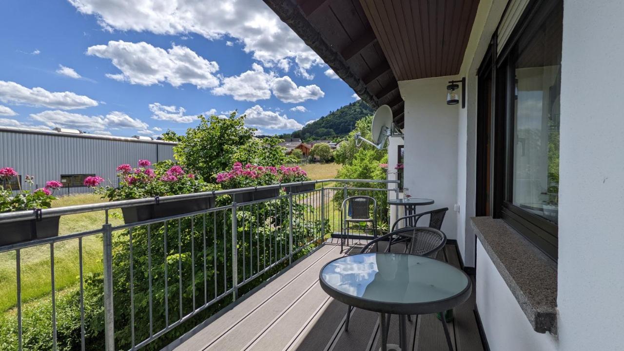Weingut Harald Ludwig Apartman Osann-Monzel Kültér fotó